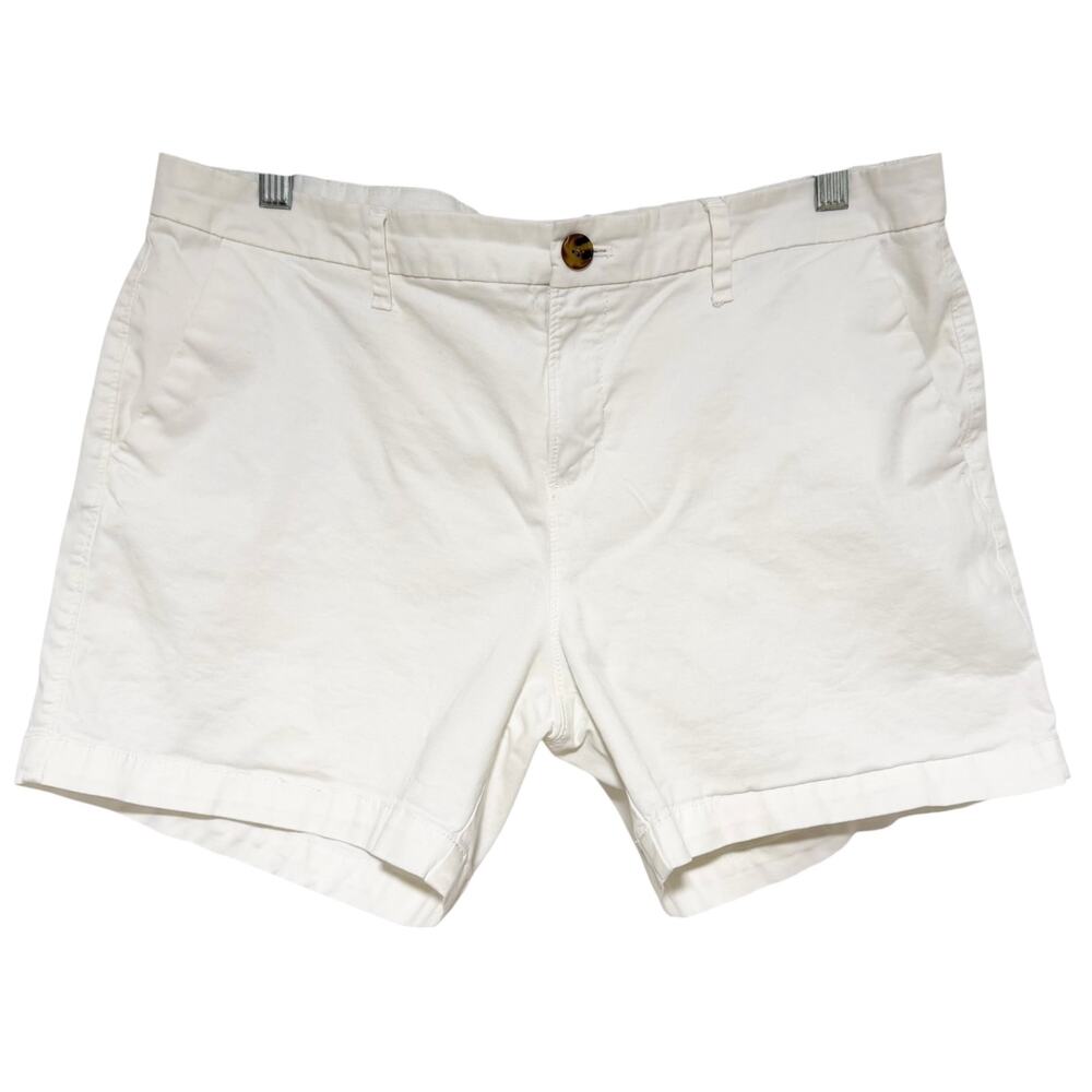 OLD NAVY Classic White Chino Shorts Size 12 Stretch 4.5" Inseam Casual Coastal